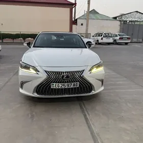 Lexus ES 350 2020