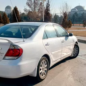 Toyota Camry 2005