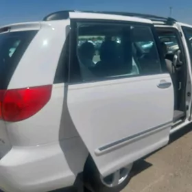 Toyota Sienna 2009