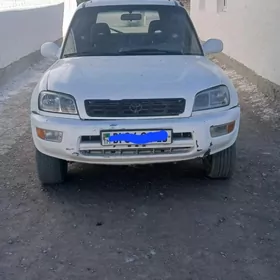 Toyota RAV4 2000