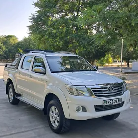 Toyota Hilux 2012