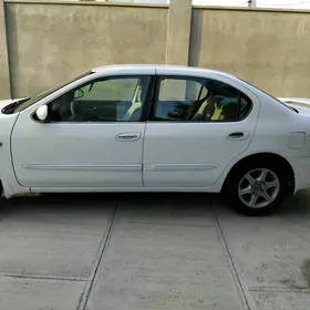 Nissan Maxima 2001
