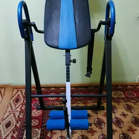 bil oňurga üçin massaž edilýän