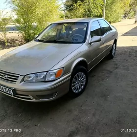 Toyota Camry 2000