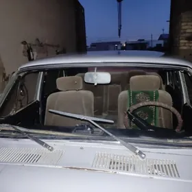 Gaz 24 1982
