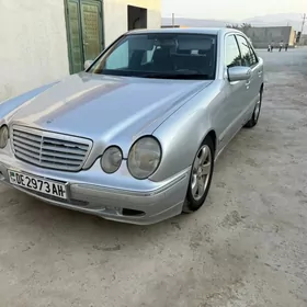Mercedes-Benz E430 2001