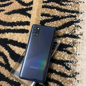 Продаётся телефон Samsung A31