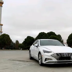 Hyundai Sonata 2021