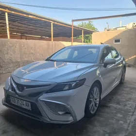 Toyota Camry 2024