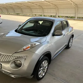 Nissan JUKE 2011