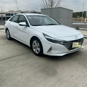 Hyundai Elantra 2021