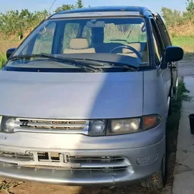 Toyota Previa 1993