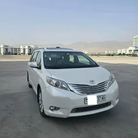 Toyota Sienna 2011