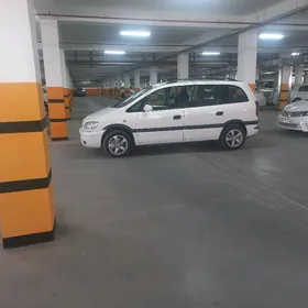 Opel Zafira 2001