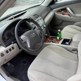 Toyota Camry 2010