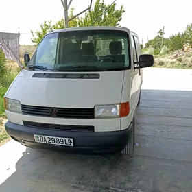 Volkswagen Transporter 2003