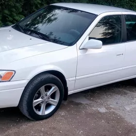 Toyota Camry 1998