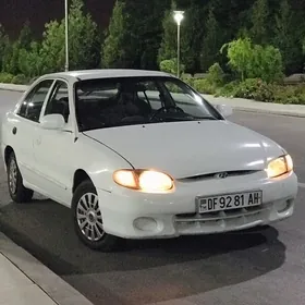 Hyundai Accent 1998