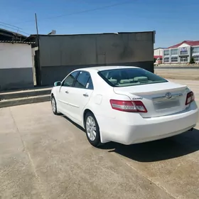 Toyota Camry 2010