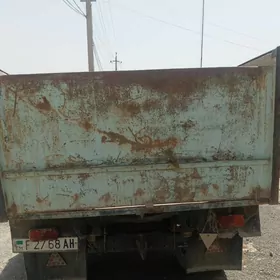 UAZ 452 1989