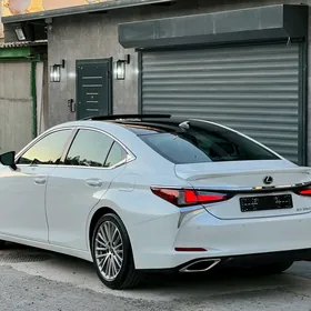 Lexus ES 350 2023