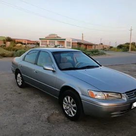 Toyota Camry 1997