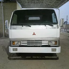 Mitsubishi Canter 1992