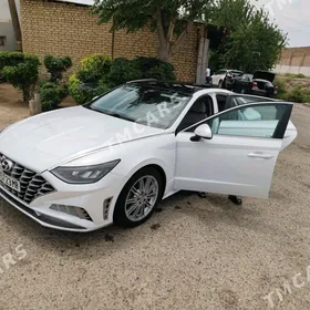 Hyundai Sonata 2021
