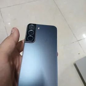 Samsung S22 8/128