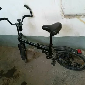 BMW tigir
