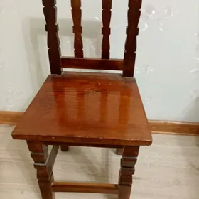 Стулья