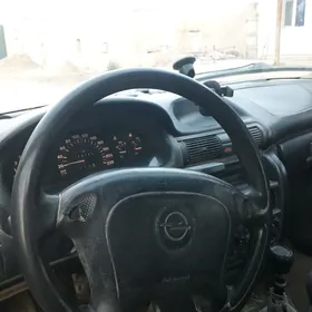 Opel Astra 1995