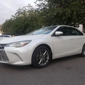 Toyota Camry 2015