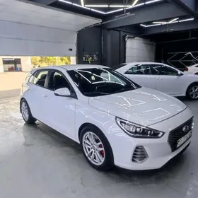Hyundai Elantra GT 2019