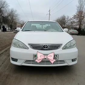 Toyota Camry 2004