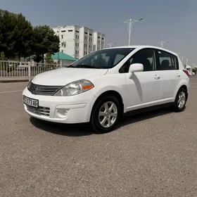 Nissan Versa 2010