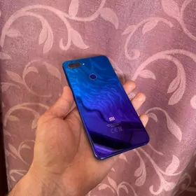 Mi 8 Lite  4/64