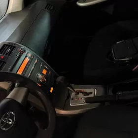 Toyota Corolla 2011