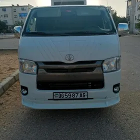 Toyota Hiace 2019