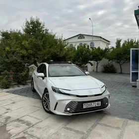 Toyota Camry 2024