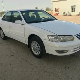 Toyota Camry 1999