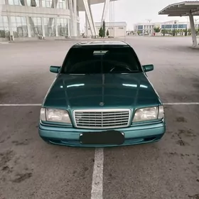 Mercedes-Benz C280 1994