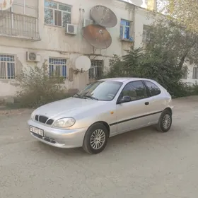 Daewoo Lanos 2000