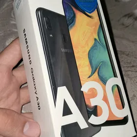 Samsung Galaxy A30