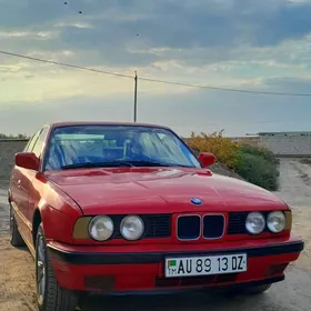 BMW 520 1990