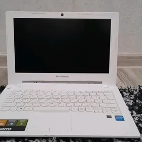 Lenovo Noutbuk