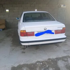 BMW 525 1993
