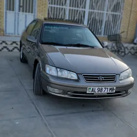 Toyota Camry 1999