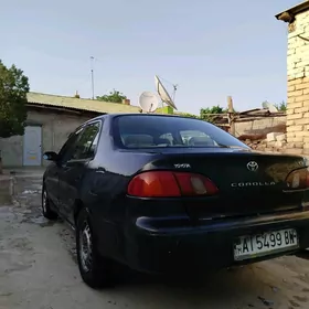 Toyota Corolla 2000