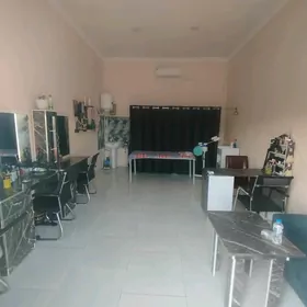 Salon arenda